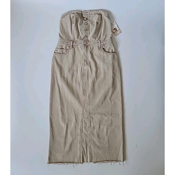 Sincerly Jules Dresses & Skirts - Sincerely Jules Strapless Square Neck Denim Midi Pencil Dress Beige NEW Neutral